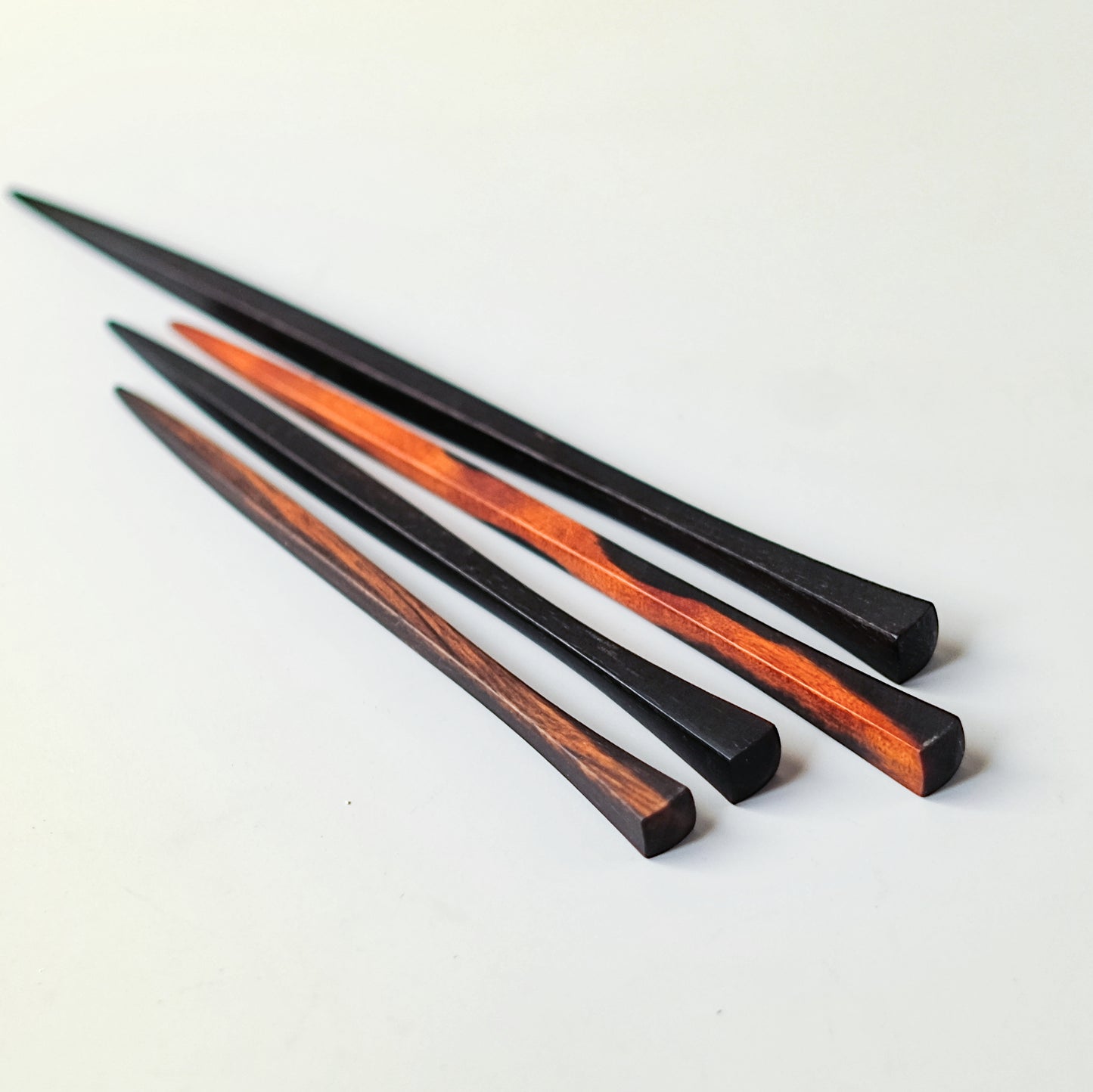 Ebony needles no. 711